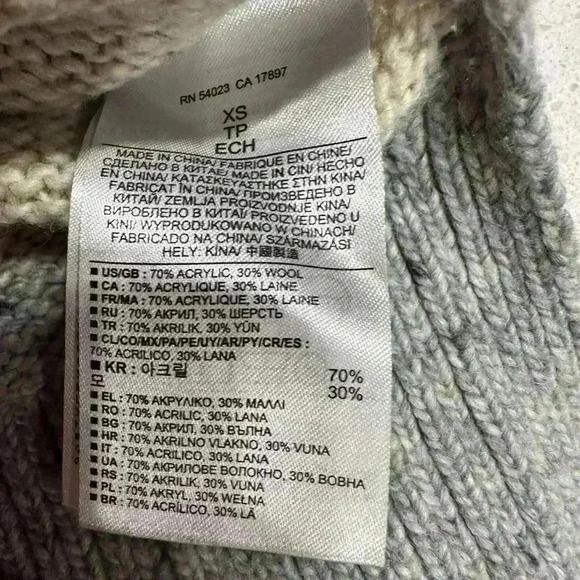 Banana Republic Crew Neck pullover Women’s Sweater. XS Wool Blend Striped - Picture 7 of 7